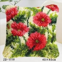 Наволочка на подушку в ковровой технике ZD-1119 Красные цветы