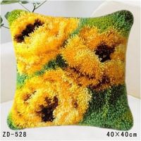 Наволочка на подушку в ковровой технике ZD-528 Три желтых цветка