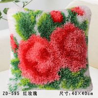 Наволочка на подушку в ковровой технике ZD-595 Красные цветы